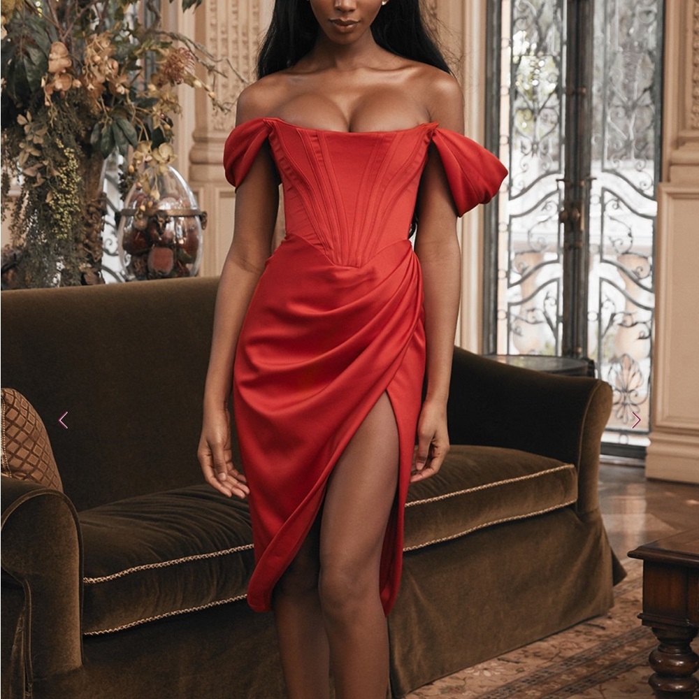 House of CB Red Off-Shoulder Dress xs